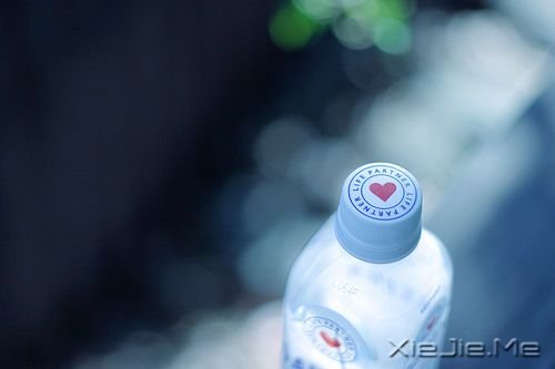 早安心语:有些人只适合思念 (6)